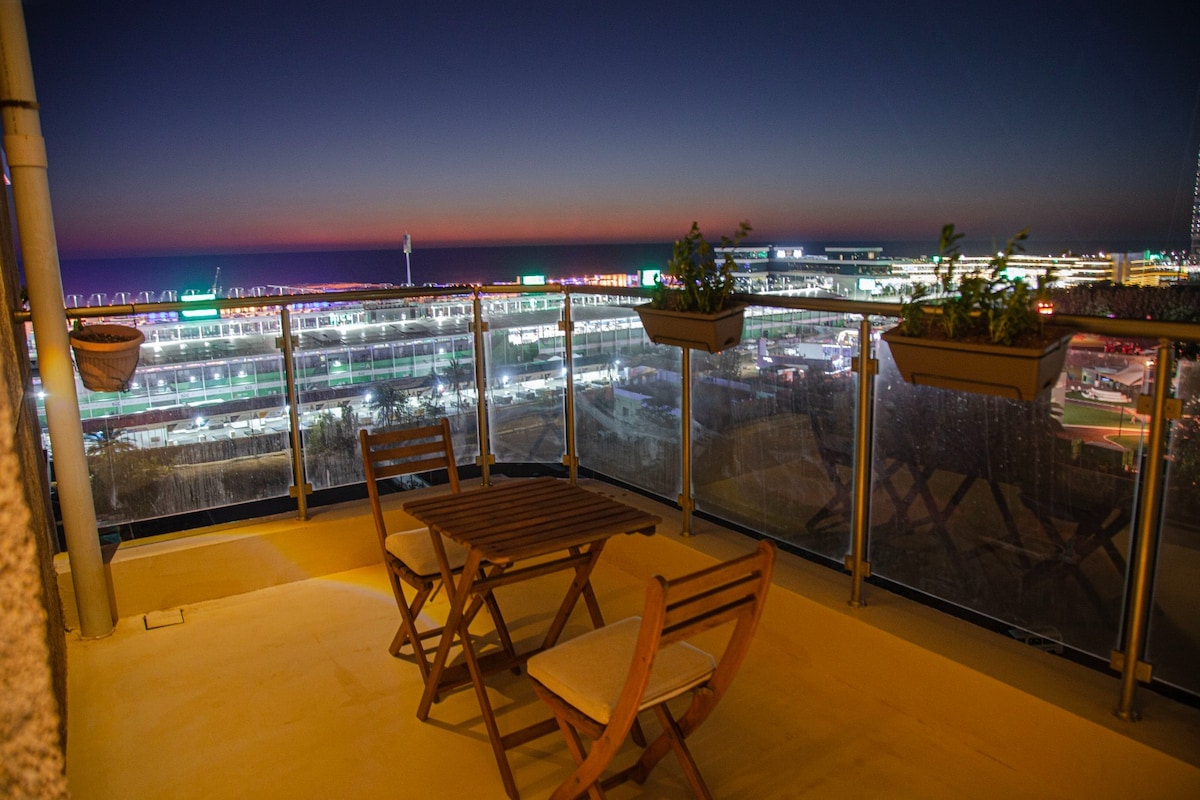 Balcony w/ Sea & F1 Track View - Japandi Design St